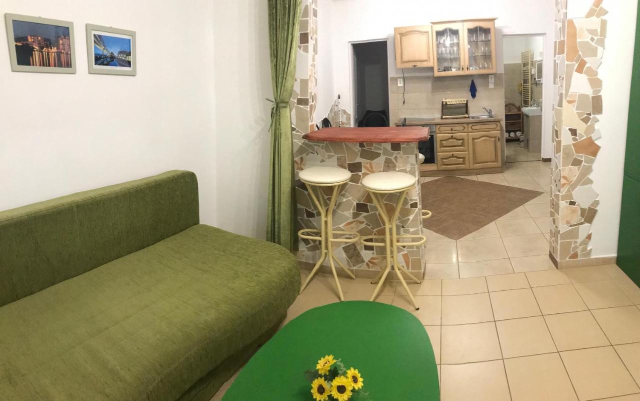 Francesco Apartmanhaz Velence Buitenkant foto